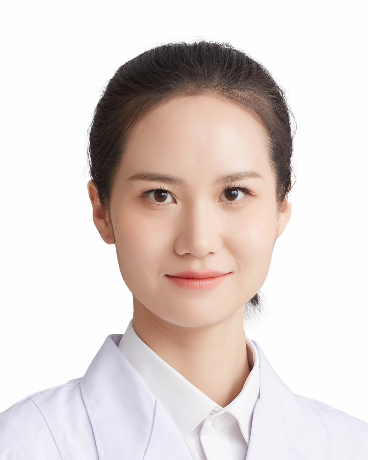 卢琪.jpg